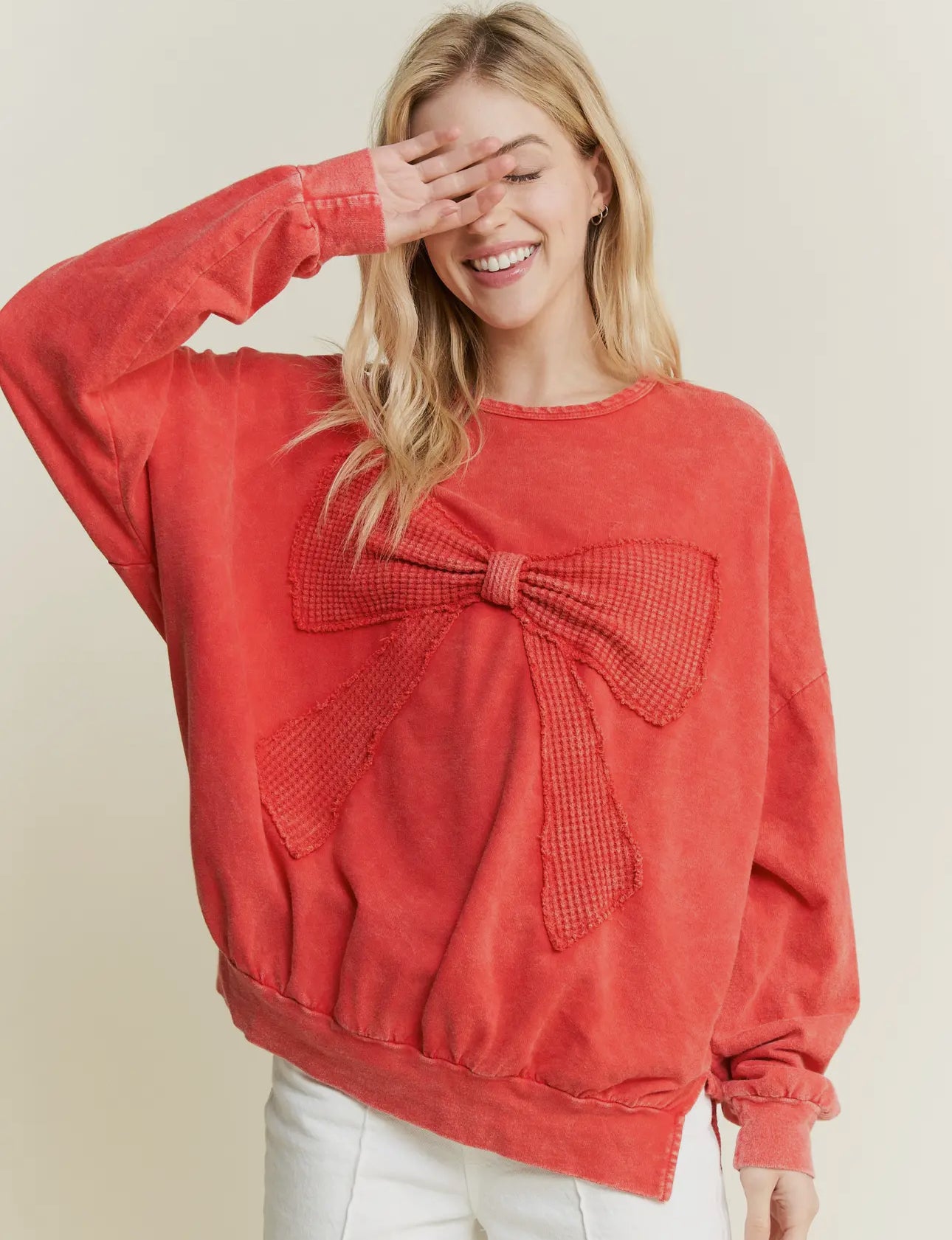 Red bow TOP