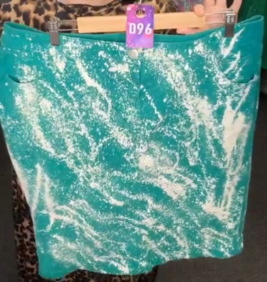 Green bleached skirt